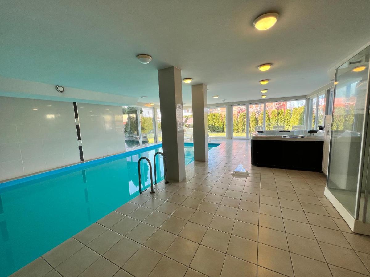 Wellness Apartman Siofok Luaran gambar